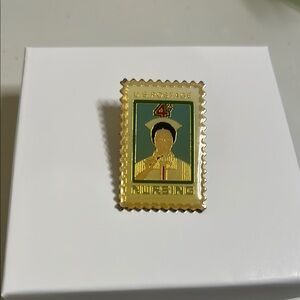 Nursing 4 cent U.S postage stamp pin gold tone retro collectible professional